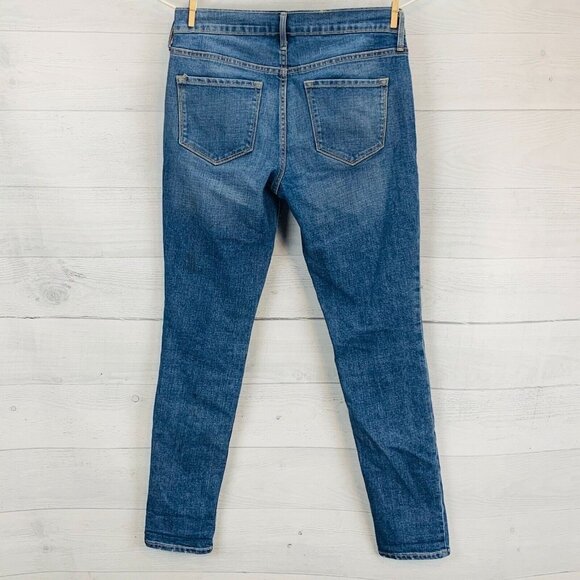 Old Navy Womens Original Mid Rise Skinny Jean Stretch Denim Med Wash Size 6 Reg - Picture 8 of 12